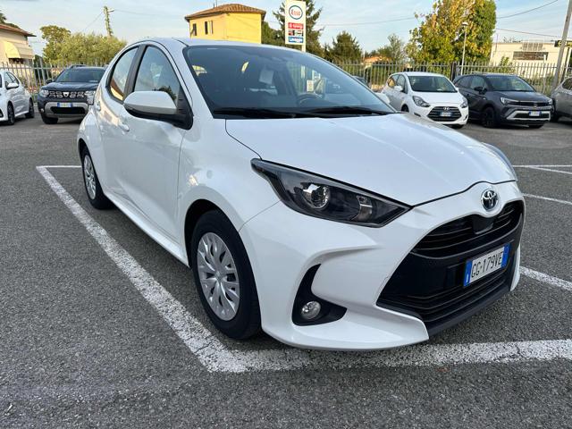 Toyota Yaris 1.5 Hybrid 5 porte Style - foto 2 di 4