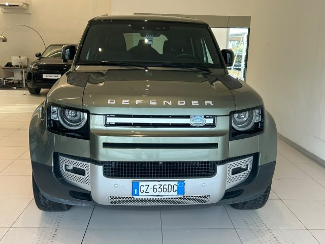 Land Rover Defender 110 3.0D I6 200 CV AWD Auto S - foto 2 di 4