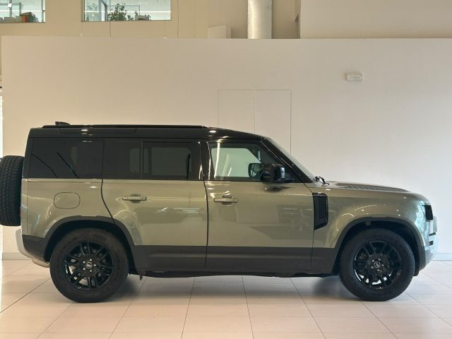 Land Rover Defender 110 3.0D I6 200 CV AWD Auto S - foto 4 di 4