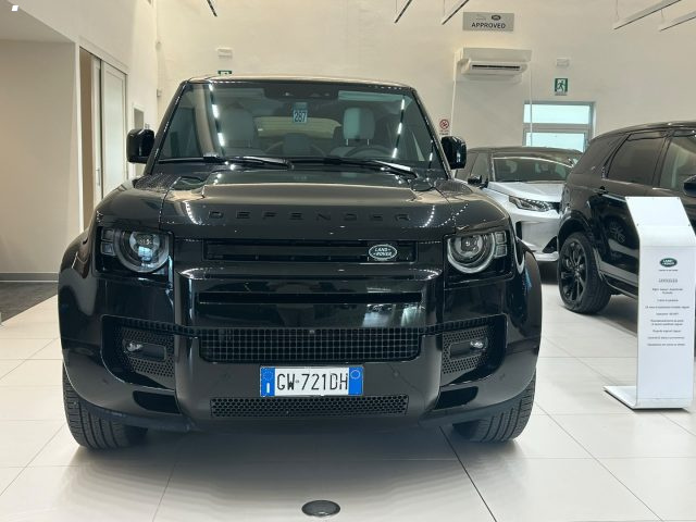 Land Rover Defender 110 3.0D I6 200 CV AWD Auto X-Dynamic SE - foto 2 di 4