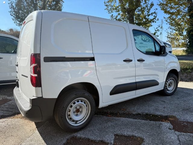 Peugeot Partner BlueHDi 100 S&S PC Furgone - foto 2 di 4