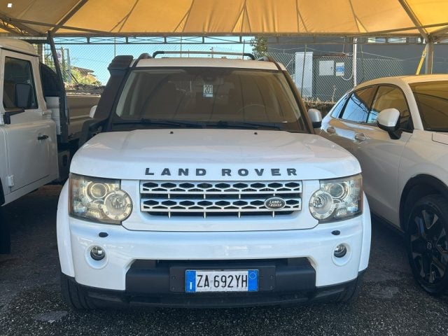 Land Rover Discovery 4 3.0 TDV6 211CV HSE, del 2017, 340.000 km, in vendita a Massarosa (LU)