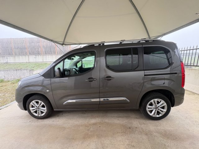 Toyota Proace City 1.5D 100 CV 7 POSTI EURO 6-DTEMP 7 DIESEL Lounge - foto 3 di 4