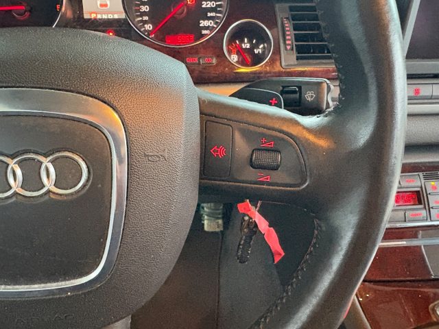 Audi A8 3.0 V6 TDI TRAZIONE INTEGRALE POCHI CHILOMETRI usato a PAVIA