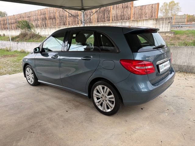 Mercedes-Benz B 220 4Matic 4X4 AUTOMATICA EURO 6B BENZINA POCHI KM - foto 4 di 4