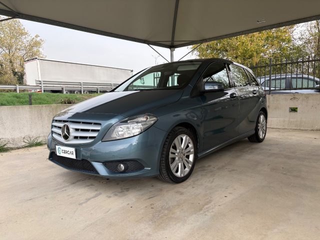 Mercedes-Benz B 220 4Matic 4X4 AUTOMATICA ERUO 6B BENZINA POCHI KM usato a PAVIA
