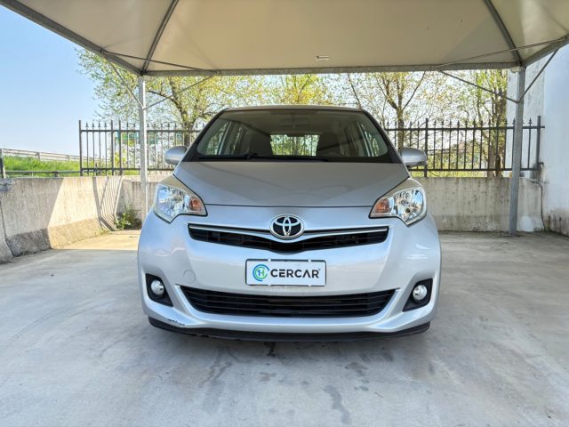 Toyota Verso-S 1.3 CVT Style AUTOMATICA NAVIGATORE E RETROCAMERA - foto 2 di 4