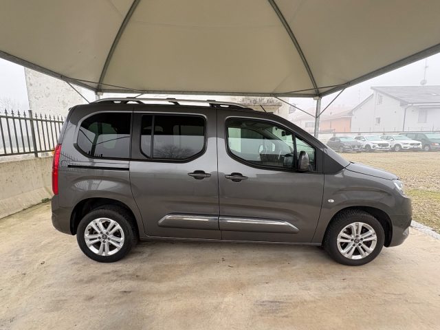 Toyota Proace City 1.5D 100 CV 7 POSTI EURO 6-DTEMP 7 DIESEL Lounge - foto 4 di 4