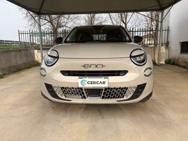 Fiat 600 IBRIDA AUTOMATICA PRONTA CONSEGNA - foto 2 di 4