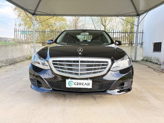 Mercedes-Benz E 200 BlueTEC Automatic EURO 6 KM E MOTORE ORIGINALI - foto 2 di 4