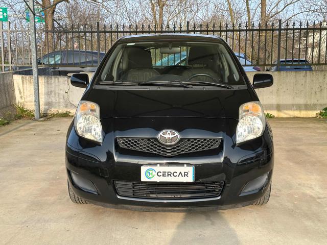 Toyota Yaris 1.0 3 porte OK NEPATENTATI BLUETHOOT KM ORIGINALI - foto 2 di 4