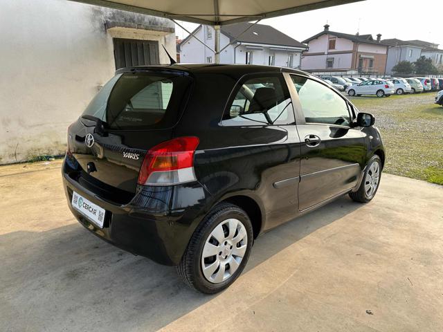 Toyota Yaris 1.0 3 porte OK NEPATENTATI BLUETHOOT KM ORIGINALI - foto 4 di 4