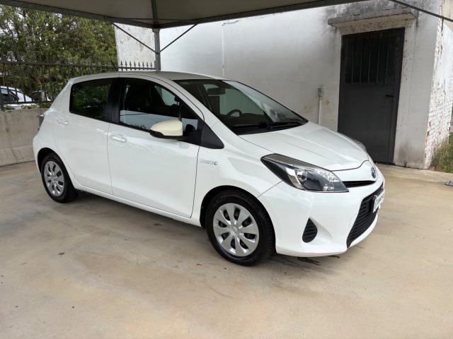 Toyota Yaris 1.5 Hybrid 5 porte AUTOMATICA OK NEOPATENTATI - foto 3 di 4