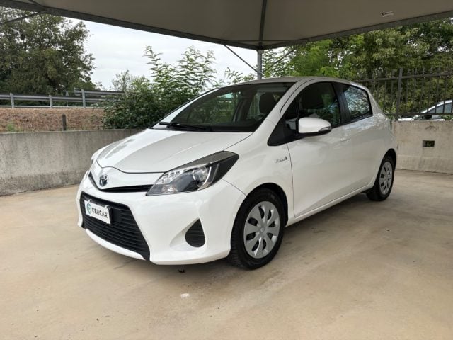 Toyota Yaris 1.5 Hybrid 5 porte AUTOMATICA OK NEOPATENTATI usato a PAVIA