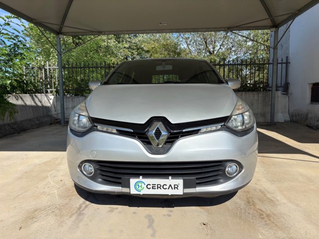 Renault Clio 1.2 75CV 5 porte Wave EURO 5 OK NEOPATENTATI - foto 2 di 47