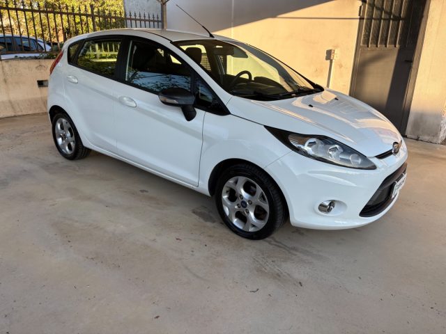 Ford Fiesta 1.4 5 porte Bz.- GPL Titanium OK NEOPAETNTATI - foto 3 di 45