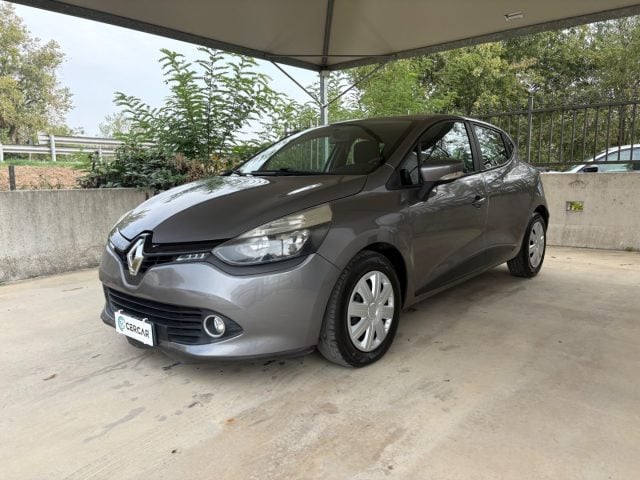 Renault Clio 1.2 75CV Wave OK NEOPATENTATI NAVIGATORE, del 2014, 75.000 km, in vendita a Pavia (PV)