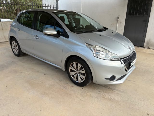 Peugeot 208 1.4 8V HDi 68CV Allure UNICO PROPRIETARIO - foto 3 di 4