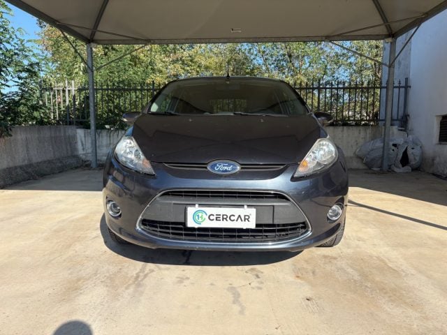 Ford Fiesta 1.2 82 CV 5 porte Titanium - foto 2 di 4