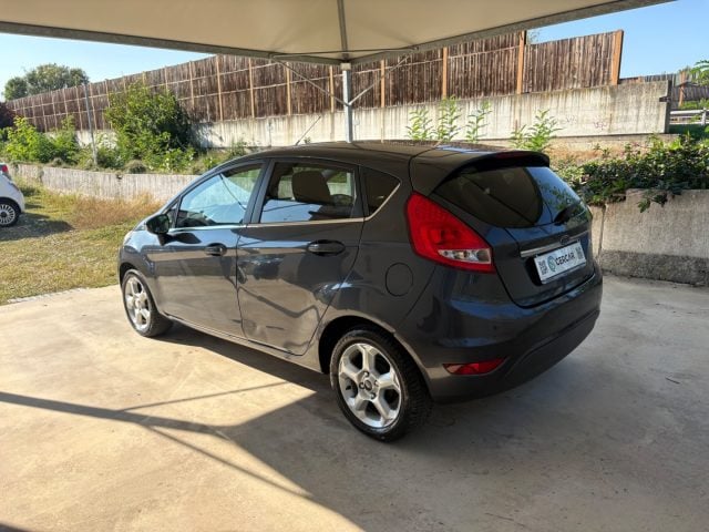 Ford Fiesta 1.2 82 CV 5 porte Titanium - foto 4 di 4