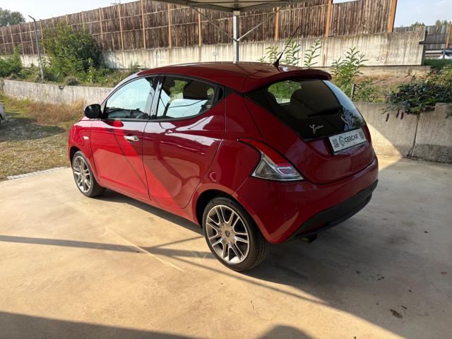 Lancia Ypsilon 0.9 TwinAir 85 CV 5 porte S&S DFN Gold AUTOMATICA - foto 4 di 4