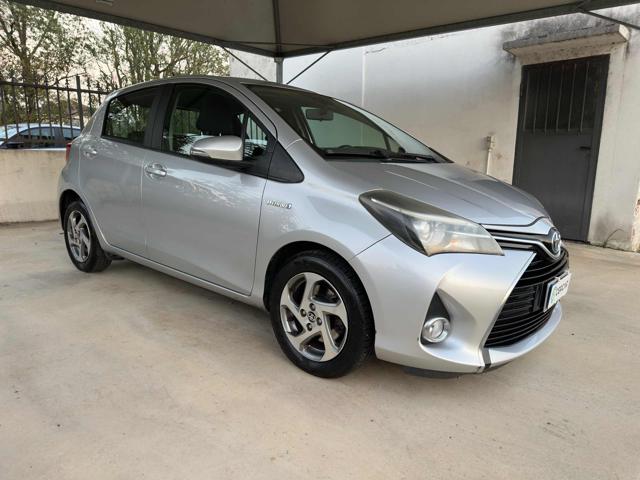 Toyota Yaris 1.5 Hybrid 5 porte Active AUTOMATICA PER NEOPATENT - foto 3 di 4