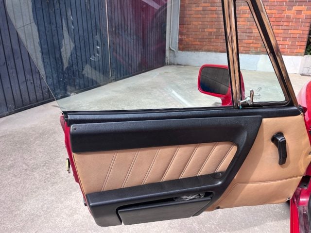 Alfa Romeo Spider 2.0i con HARD- TOP originale - foto 4 di 4