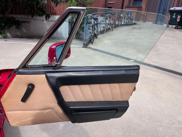 Alfa Romeo Spider 2.0i con HARD- TOP originale - foto 2 di 4