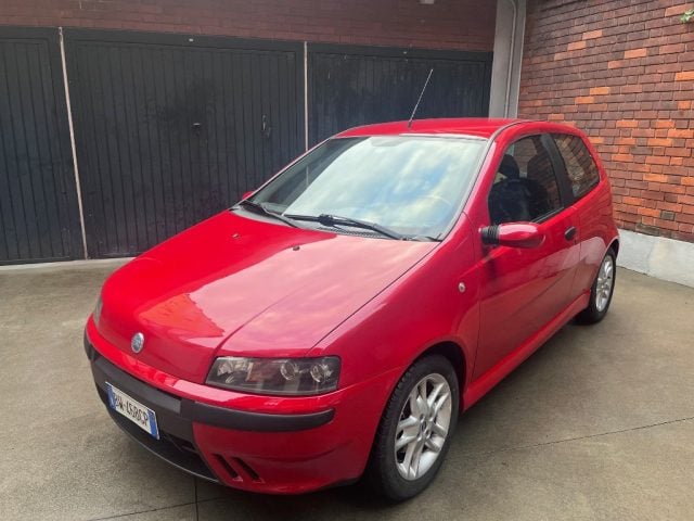 Fiat Punto 1.8i 16V 3 porte HGT ottime condizioni, del 2001, 240.000 km, in vendita a Torino (TO)