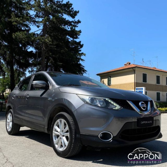 Nissan Qashqai 1.5 dCi usato a SANT ANGELO IN VADO