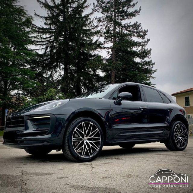 Porsche Macan 2 km 0 a SANT ANGELO IN VADO