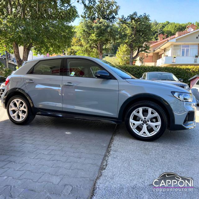 Audi A1 citycarver 35 TFSI - foto 3 di 4