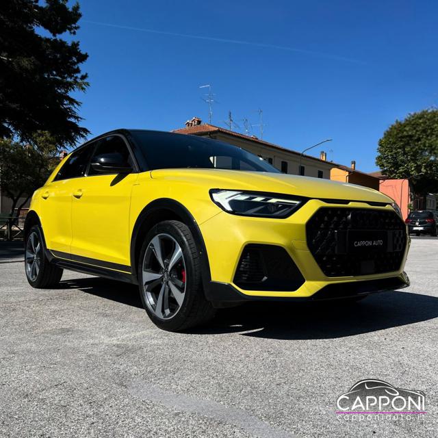 Audi A1 citycarver S LINE usato a SANT ANGELO IN VADO