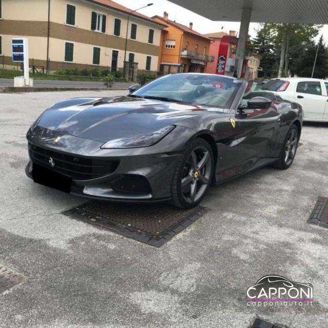 Ferrari Portofino M Carbon km 0 a SANT ANGELO IN VADO