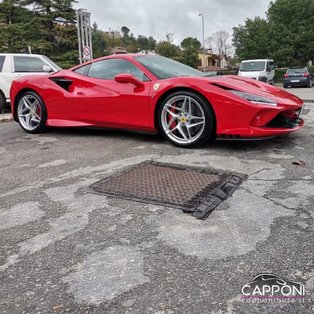 Ferrari F8 Tributo - foto 3 di 4