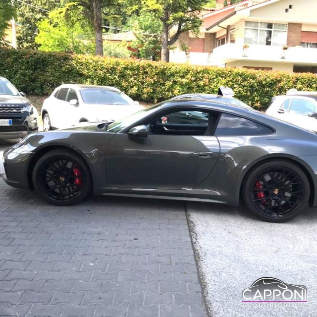 Porsche 992 Carrera 4 GTS - foto 4 di 4