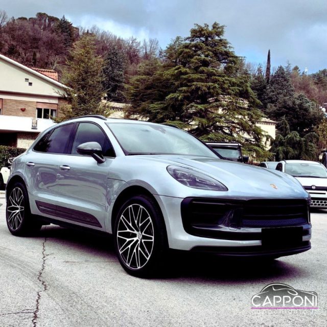 Porsche Macan 2.0 T usato a SANT ANGELO IN VADO