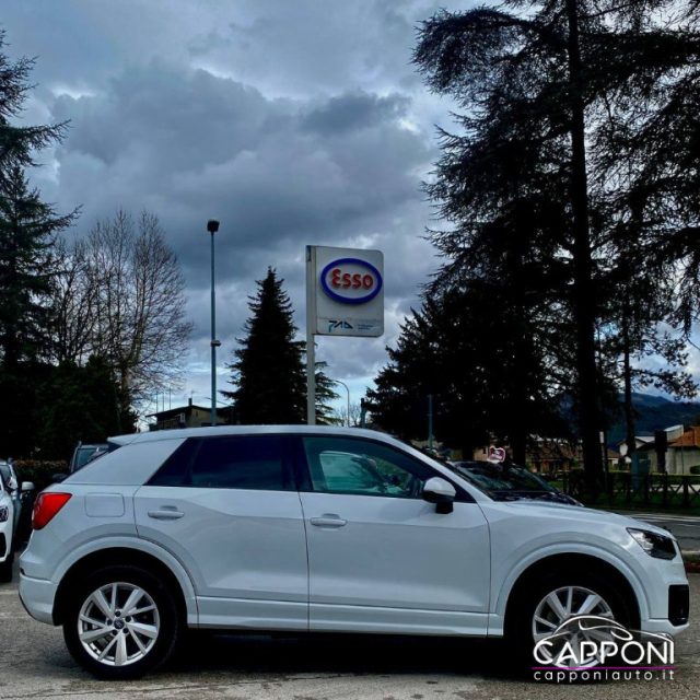 Audi Q2 35 TFSI 1.5 Blackedition - foto 3 di 4