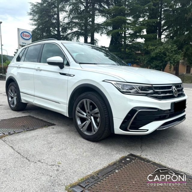 Volkswagen Tiguan 1.5 TSI 150 CV DSG R-Line PROMO - foto 3 di 4