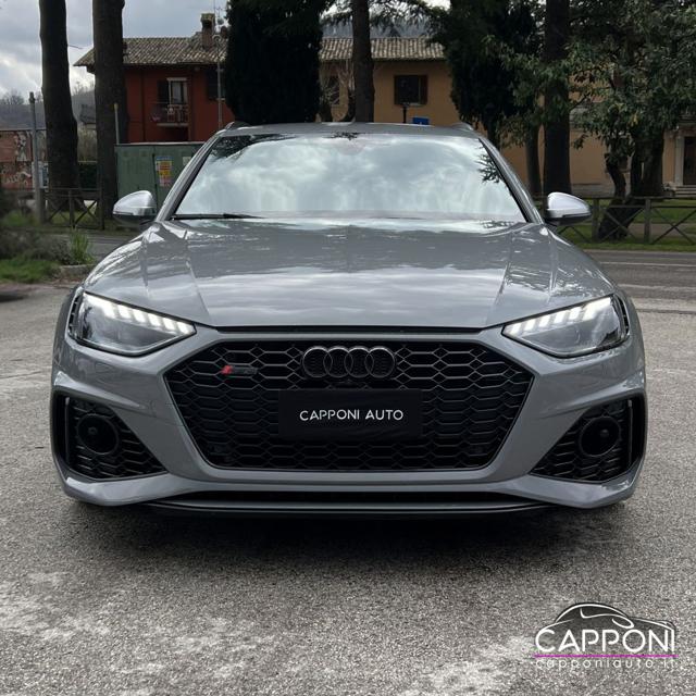 Audi RS4 4 Avant - foto 2 di 4