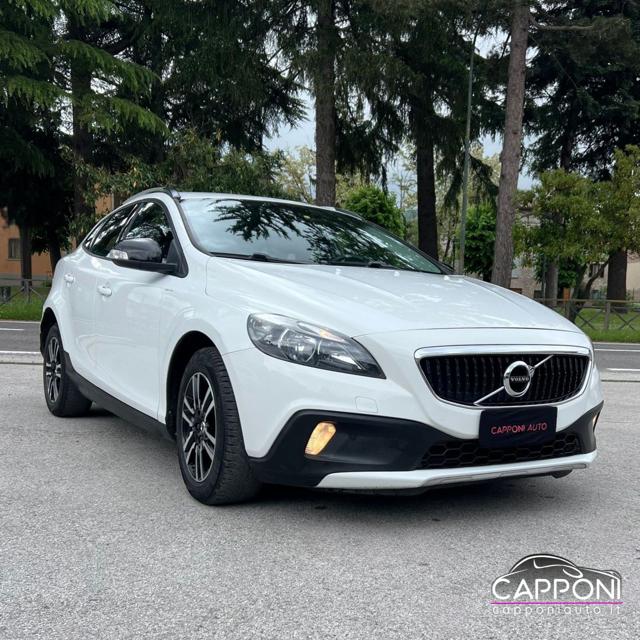 Volvo V40 Cross Country D2 - foto 3 di 4