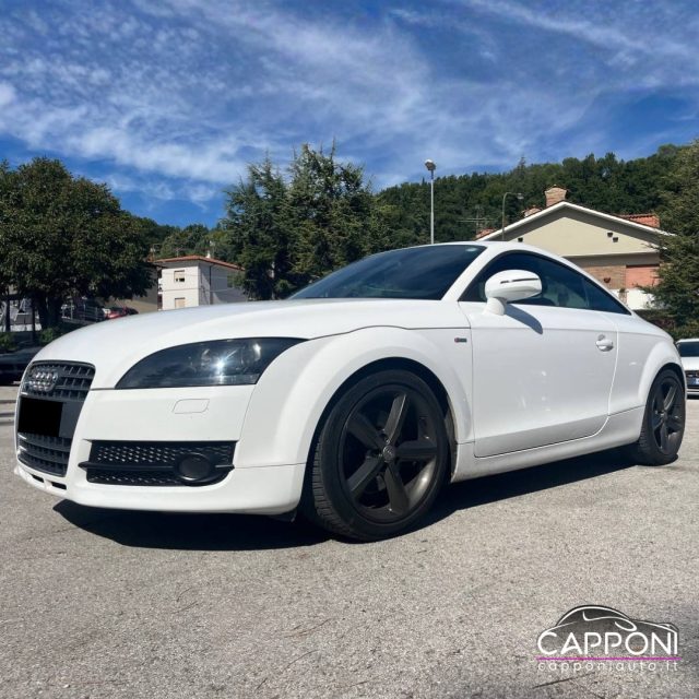 Audi TT Coupé 2.0 TDI quattro S line usato a SANT ANGELO IN VADO