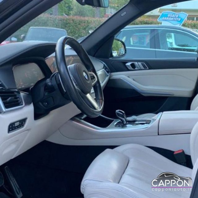 BMW X5 xDrive25d Msport - foto 4 di 4