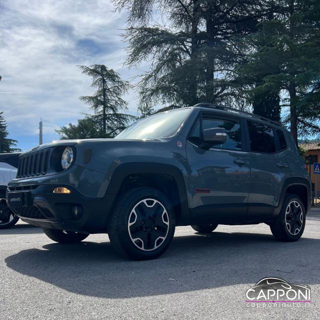Jeep Renegade 2.0 Mjt 170CV 4WD Active Drive Low Trailhawk cingh - foto 3 di 4