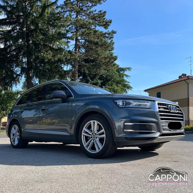 Audi Q7 3.0 TDI 272 CV quattro tiptronic S Line 7 posti usato a SANT ANGELO IN VADO