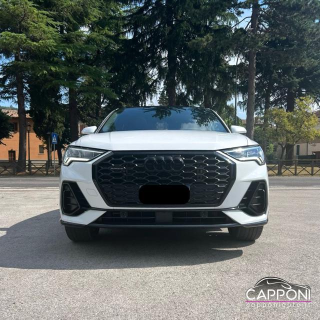 Audi Q3 Sportback 35 TDI Quatto S line TETTO PANORAMA matr - foto 2 di 4