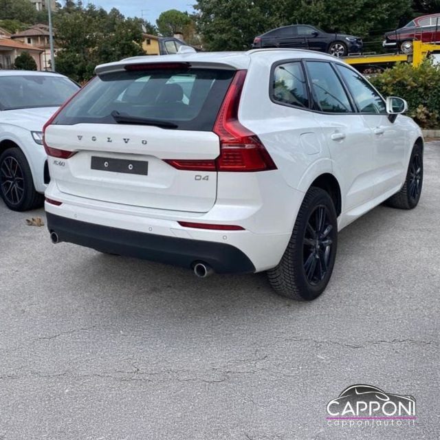 Volvo XC60 2WD Geartronic Momentum Harman-Kardon - foto 4 di 4