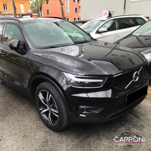 Volvo XC40 D4 AWD Geartronic R-design PROMO - foto 2 di 4