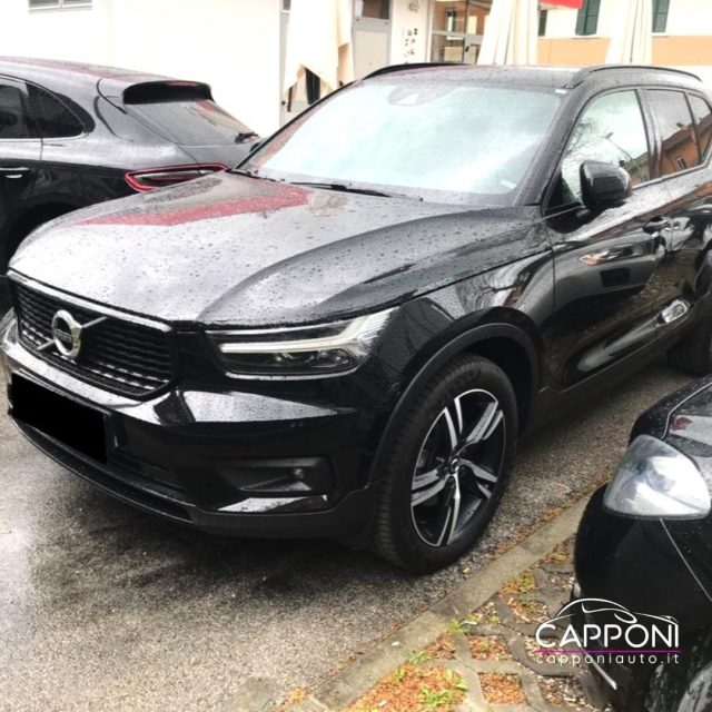 Volvo XC40 D4 AWD Geartronic R-design PROMO usato a SANT ANGELO IN VADO
