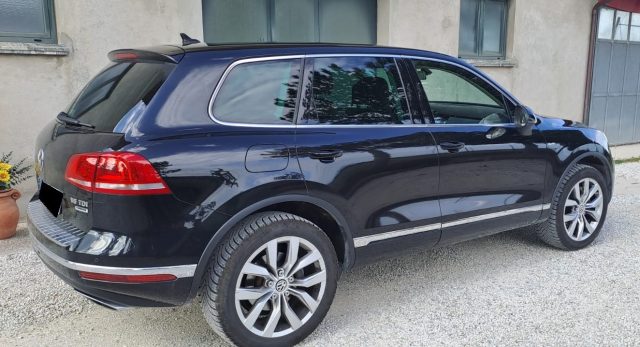 Volkswagen Touareg 3.0 TDI V6 tiptronic BlueMotion Technology - foto 2 di 4